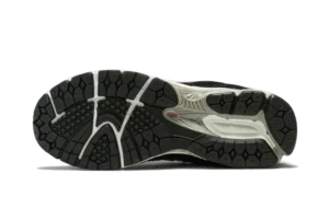 2002R Protection Pack Black – Image 4